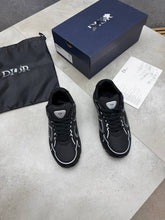 Load image into Gallery viewer, Shoes