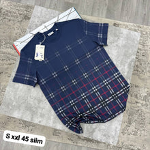 Load image into Gallery viewer, Tshirt