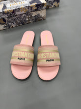 Load image into Gallery viewer, Slipper