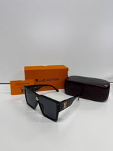 Load image into Gallery viewer, Sunglass