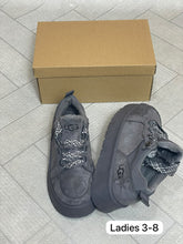 Load image into Gallery viewer, Shoes
