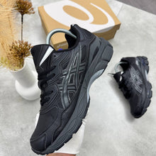 Load image into Gallery viewer, Shoes men