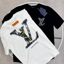 Load image into Gallery viewer, T-shirt
