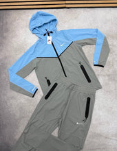 Load image into Gallery viewer, Tracksuit