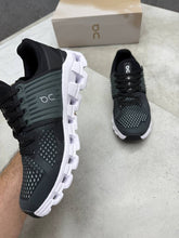 Load image into Gallery viewer, Shoes
