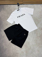 Load image into Gallery viewer, Tshirt