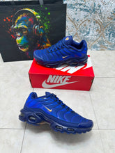 Load image into Gallery viewer, Shoes