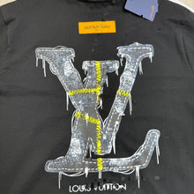 Load image into Gallery viewer, T-shirt