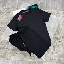 Load image into Gallery viewer, Tshirt