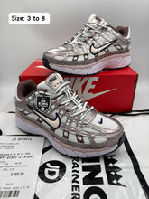 Load image into Gallery viewer, Shoes