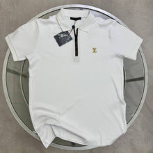 Load image into Gallery viewer, T-shirt