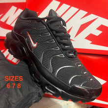 Load image into Gallery viewer, Shoes