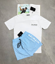 Load image into Gallery viewer, T-shirt