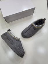 Load image into Gallery viewer, Slipper