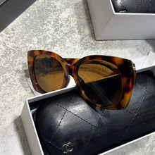 Load image into Gallery viewer, Sunglass