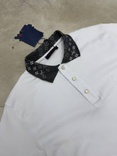 Load image into Gallery viewer, T-shirt