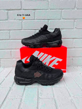 Load image into Gallery viewer, Shoes