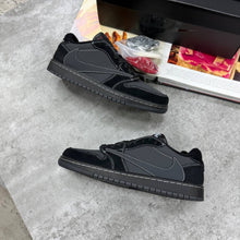 Load image into Gallery viewer, Shoes