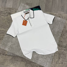Load image into Gallery viewer, Tshirt
