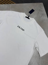 Load image into Gallery viewer, Tshirt
