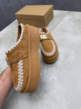 Load image into Gallery viewer, Slipper