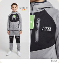 Load image into Gallery viewer, Tracksuit