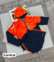 Load image into Gallery viewer, Tshirt