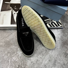 Load image into Gallery viewer, Shoes men