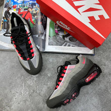 Load image into Gallery viewer, Shoes