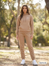 Load image into Gallery viewer, Tracksuit women