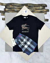 Load image into Gallery viewer, Tshirt