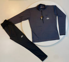 Load image into Gallery viewer, Tracksuit women