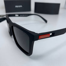 Load image into Gallery viewer, Sunglass