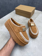 Load image into Gallery viewer, Slipper