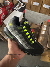 Load image into Gallery viewer, Shoes