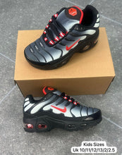 Load image into Gallery viewer, Shoes