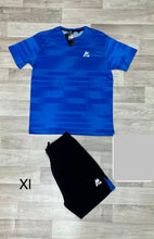 Load image into Gallery viewer, T-shirt