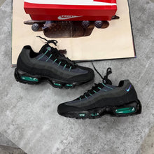 Load image into Gallery viewer, Shoes