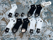 Load image into Gallery viewer, Socks