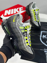 Load image into Gallery viewer, Shoes men