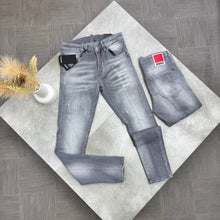 Load image into Gallery viewer, Jeans