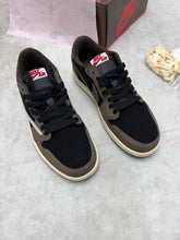 Load image into Gallery viewer, Shoes