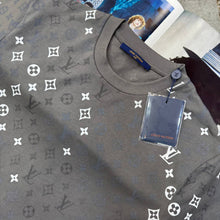 Load image into Gallery viewer, Tshirt