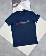 Load image into Gallery viewer, T-shirt