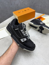 Load image into Gallery viewer, Shoes