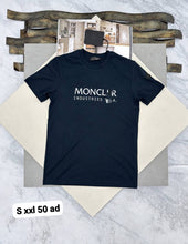 Load image into Gallery viewer, T-shirt