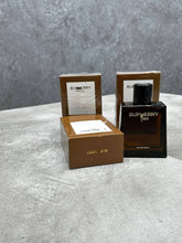 Load image into Gallery viewer, Perfume