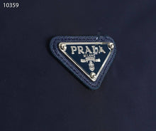 Load image into Gallery viewer, Jacket