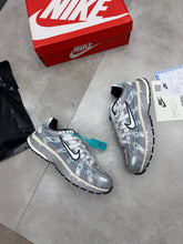 Load image into Gallery viewer, Shoes