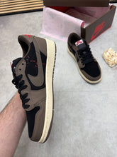 Load image into Gallery viewer, Shoes